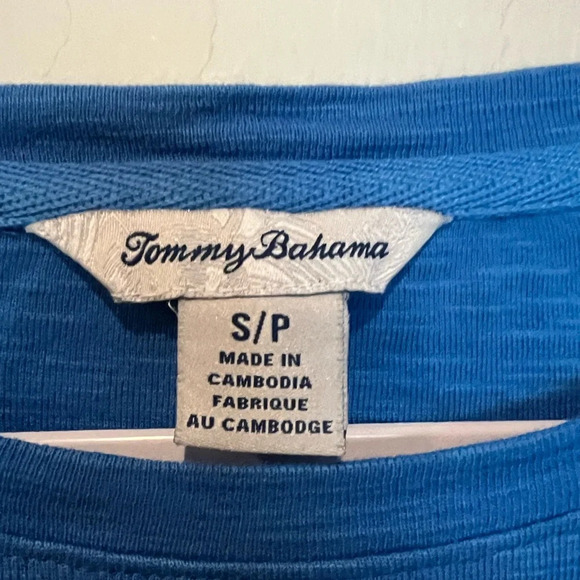 Tommy Bahama size Small‎ Petite bright blue long sleeve shirt - Picture 2 of 8